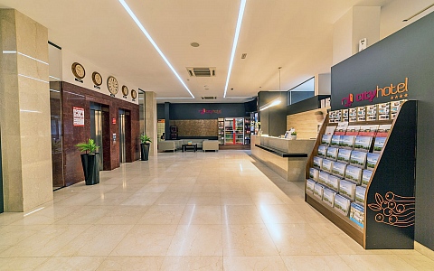 City Hotel Mostar - Mostar - Lobby-Recepcija